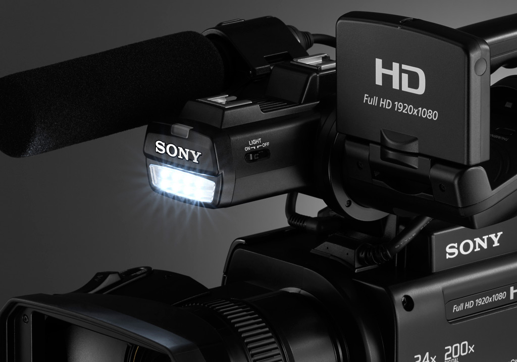 Sony-HXR-MC2500-(LED)